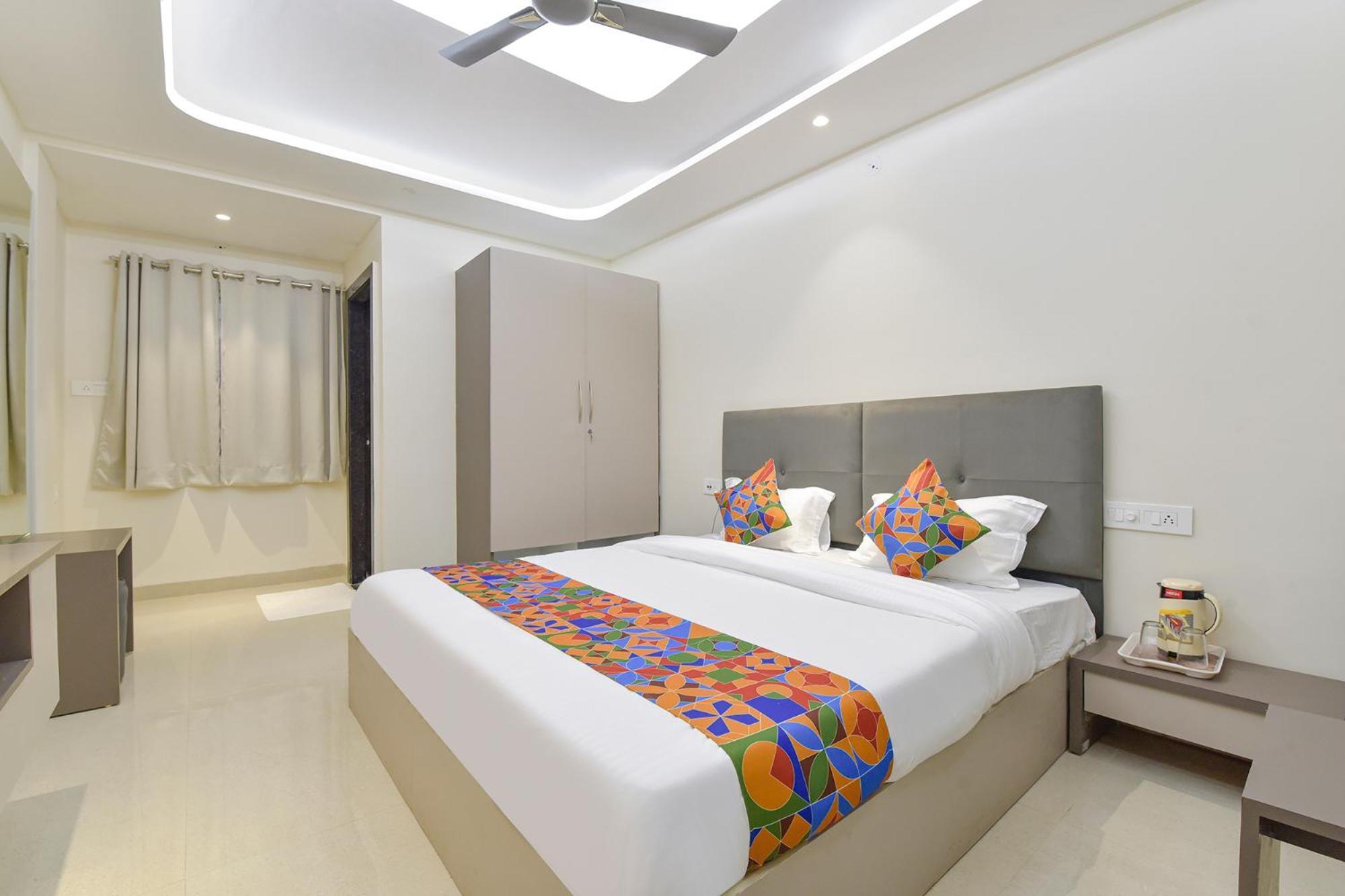 Fabhotel Synergy Stays Ιντόρ Εξωτερικό φωτογραφία